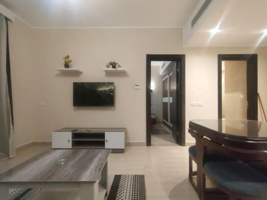 Diamond Lily Aldau Heights Rent One Bedroom Apartament *